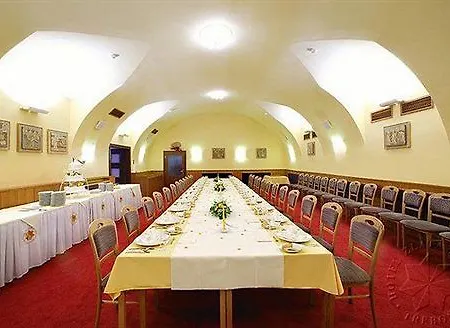Zlata Hvezda 4*