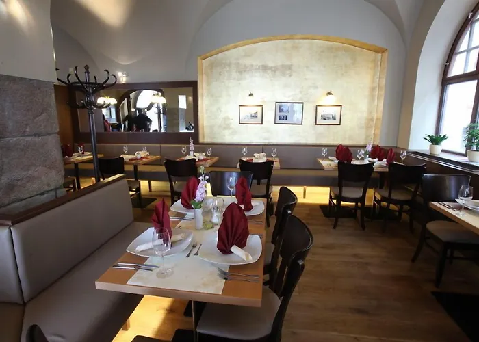 Zlata Hvezda Otel